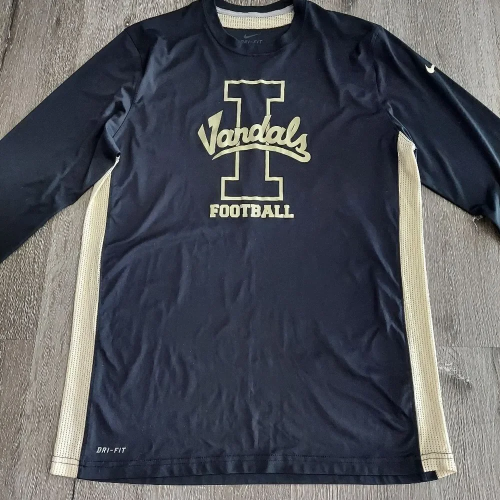 Nike Dri-Fit Idaho Vandals Long Sleeve Shirt Large